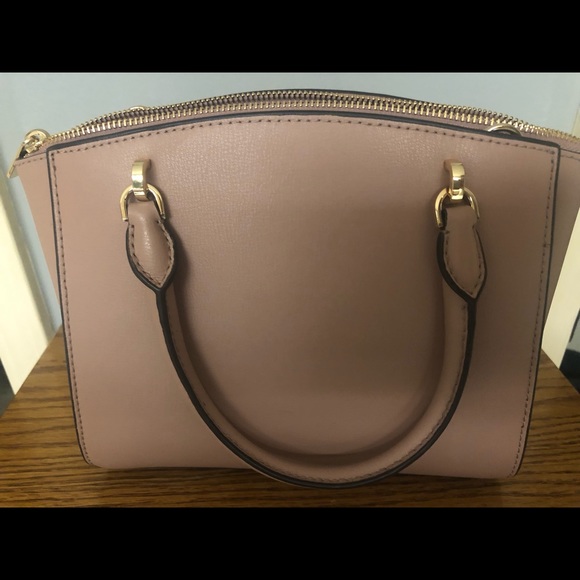 Used one time- almost NEW Michaels Kors handbag - Picture 7 of 7
